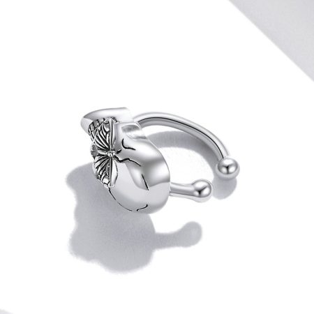 Vintage Skull Ear Cuffs - Image 4
