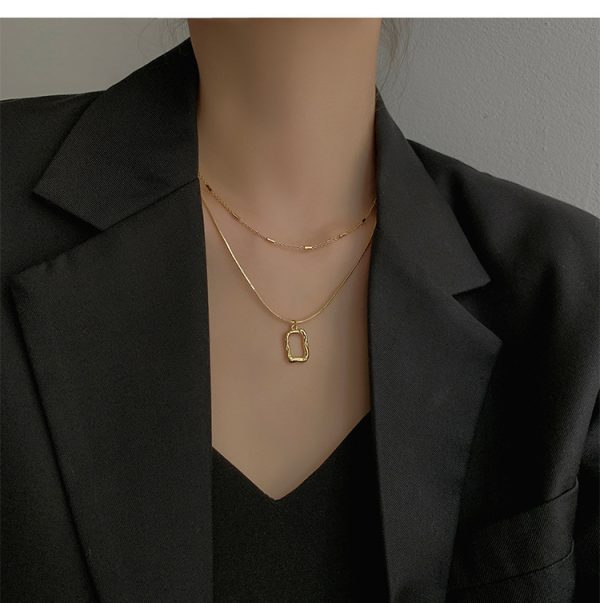 Long light luxury hollow pendant all-match sweater chain - Image 2