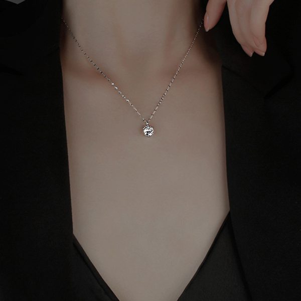 Fashion Solitaire Pendant Clavicle Chain Necklace - Image 3